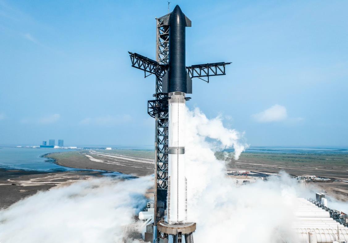 马斯克:SpaceX星舰第四次试飞在即,最快6月6日启动